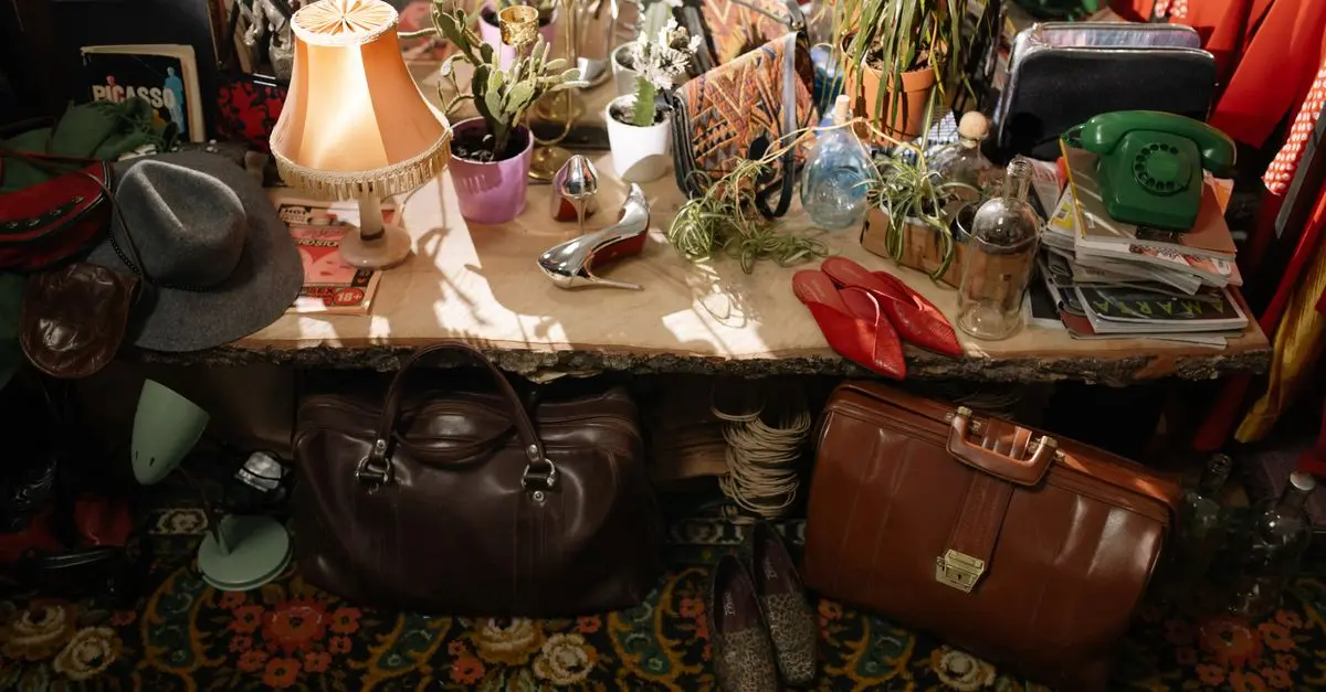 Chiner des antiquités : 10 astuces incontournables pour débutants